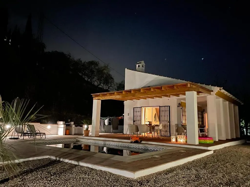 Casa Calmante - Stunning 3-Bedroom Villa With Private Pool Cómpeta 0*,  Spanje
